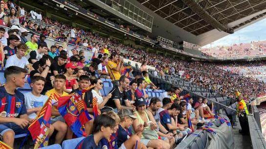 角球統計-巴萨为莱万举办加盟亮相仪式 超5万球迷入场